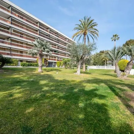 Magnifique Avec Vue Pour 6 Pers A Apartment Cannes
